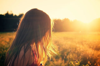 4 Ways to Stop Your Hair from Shedding